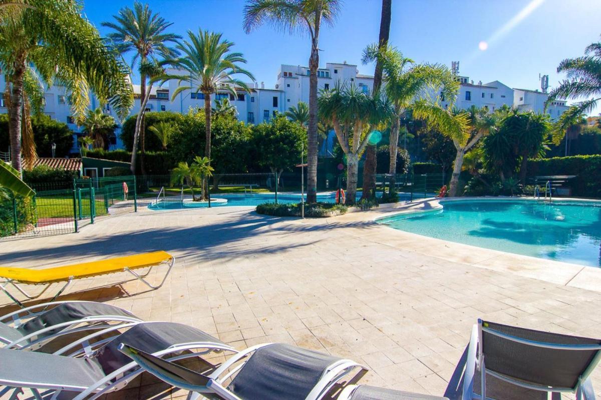 Apartamento Terrazas de Puerto Banus con piscina. Apartamento Marbella Exterior foto